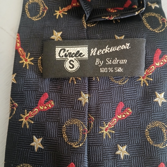 Lot 3 Men's Silk Cowboy Western Theme Revolver, Spur, Stirrup Circle S by Sidram - Picture 4 of 5